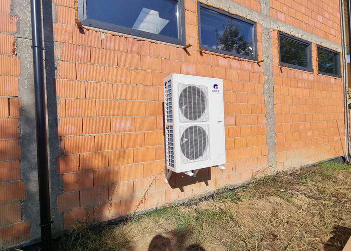 Realizacja 99 - montaż klimatyzacji